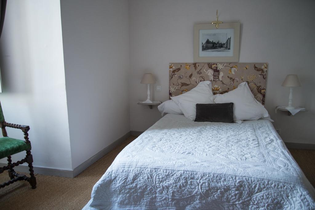 Chateau De Durtal Bed & Breakfast Luaran gambar